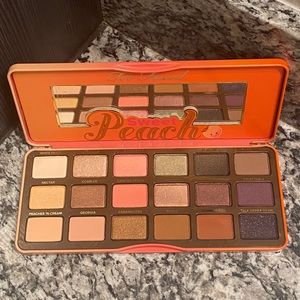 Too Faced Sweet Peach Eyeshadow Palette NEW
